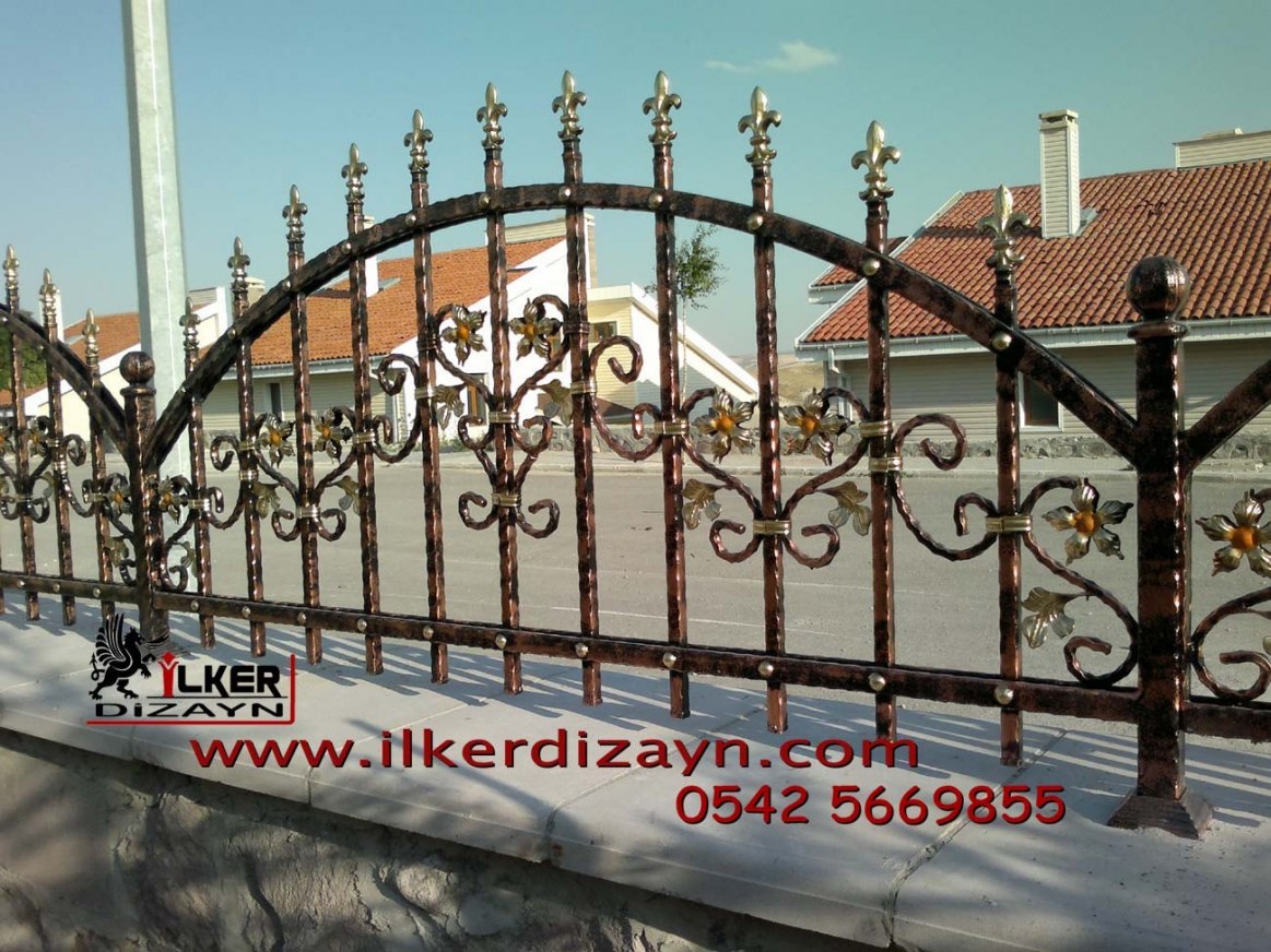 Ferforje duvar korkuluğu, duvar demiri, bahçe demiri